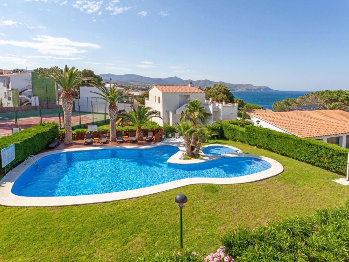 Apartment Palmiers I-11 By Interhome Llança Εξωτερικό φωτογραφία