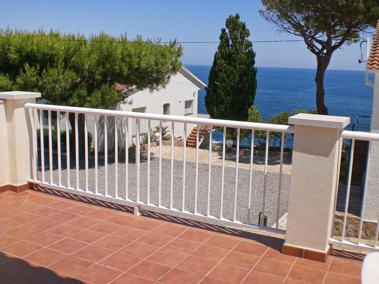 Apartment Palmiers I-11 By Interhome Llança Εξωτερικό φωτογραφία